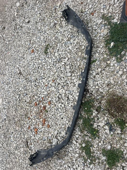 Спойлер предна броня peugeot 2008