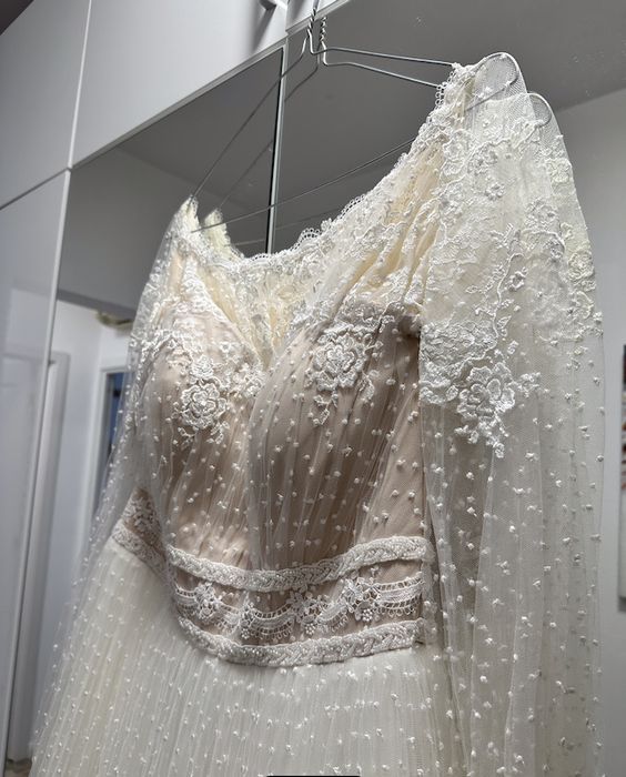 Rochie mireasa- white lady