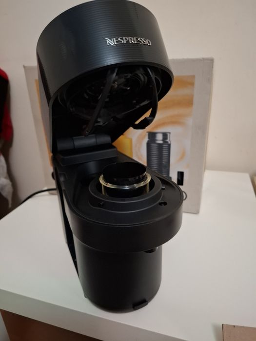 Nespresso Vertuo Pop, Negru, nou, 24 luni garanție