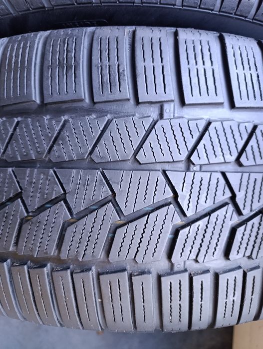 Anvelope de iarnă 255 45 20 Continental Runflat