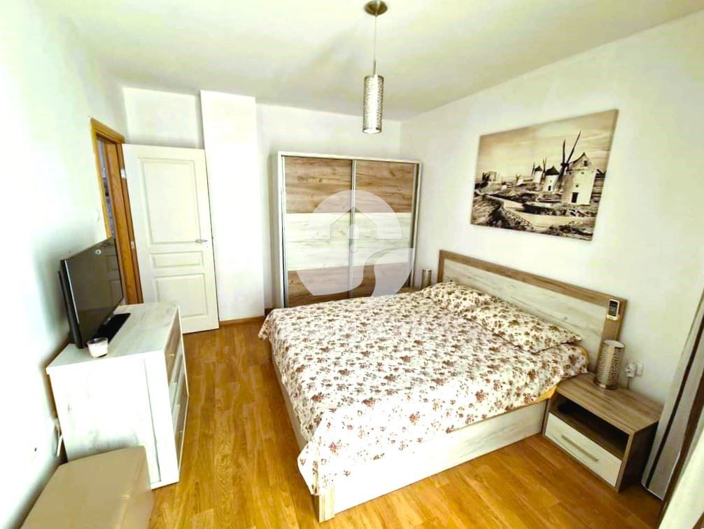 Продава се Тристаен апартамент в к.к. Слънчев бряг - 79 кв.м за 1330 €/кв.м - Снимка #2