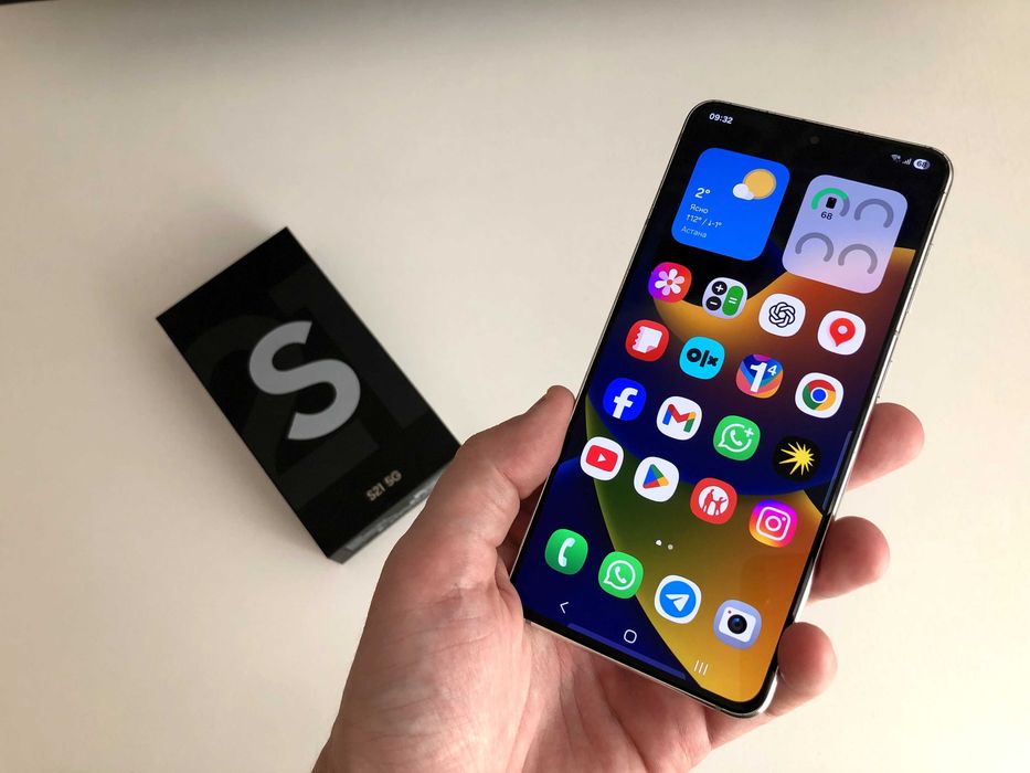 Смартфон Samsung S21 128gb  (коробка) 5G
