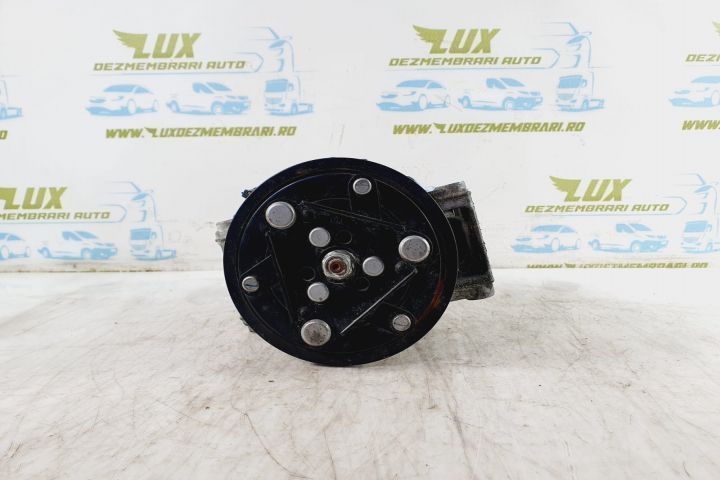 Compresor clima AC 926008955r 1.0 tce H4D470 Dacia Dokker 1 (facelift) seria