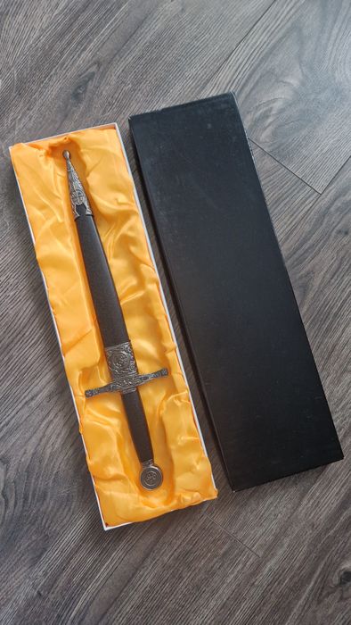 Pumnal medieval cu lamă de 24cm