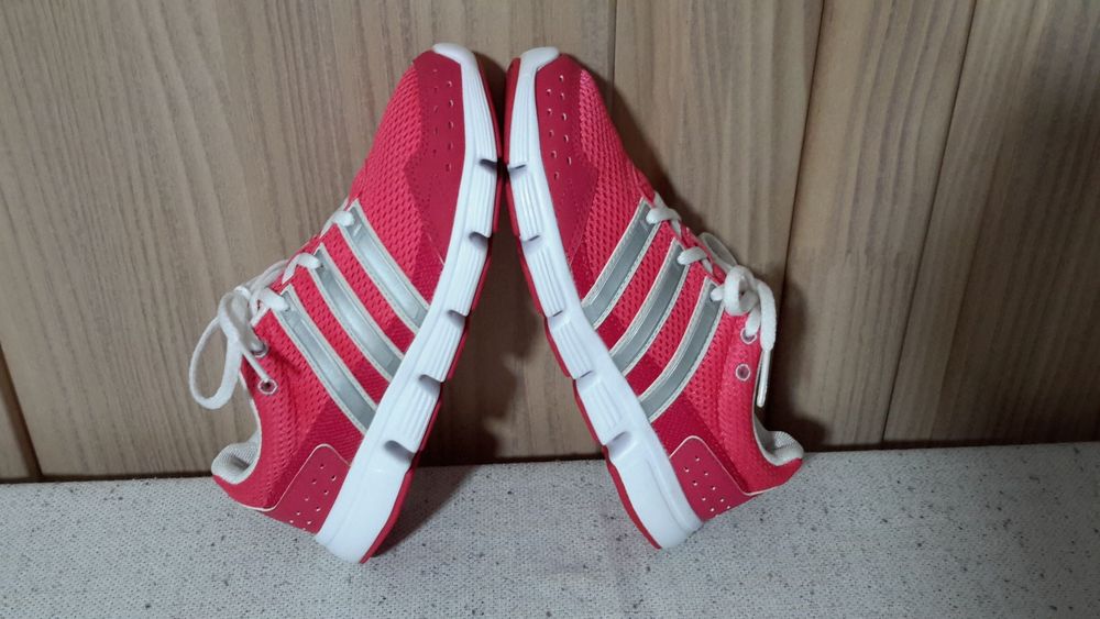Adidasi Adidas run cool nr 36 2/3