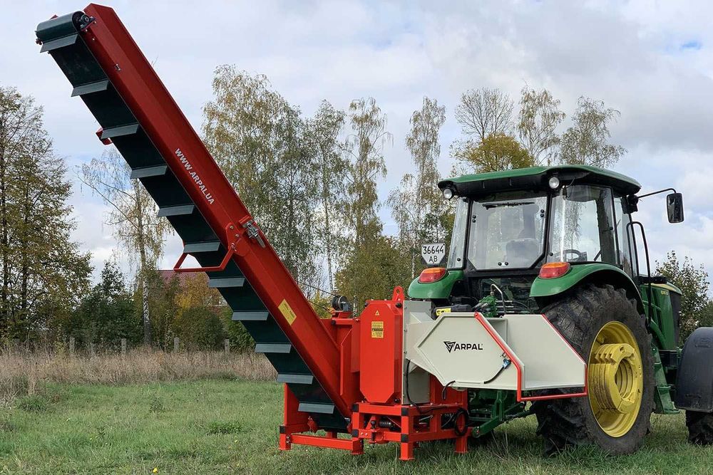 Tocator de crengi AM-200 PTO-K PRO banda de transportare ∅ max. 200 mm