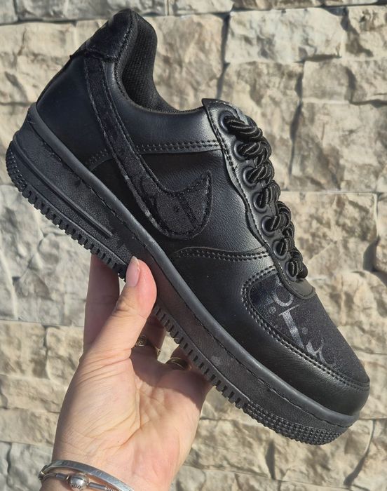 Adidași Nike femei