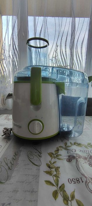 Storcător de fructe și legume