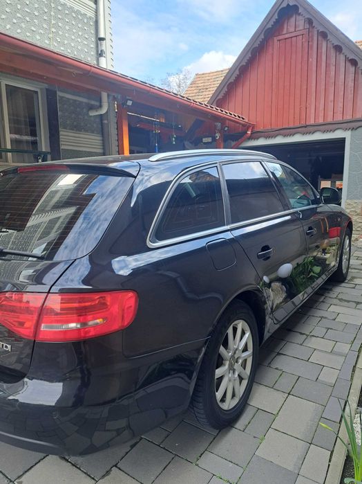 Vind audia4b8 an 2009