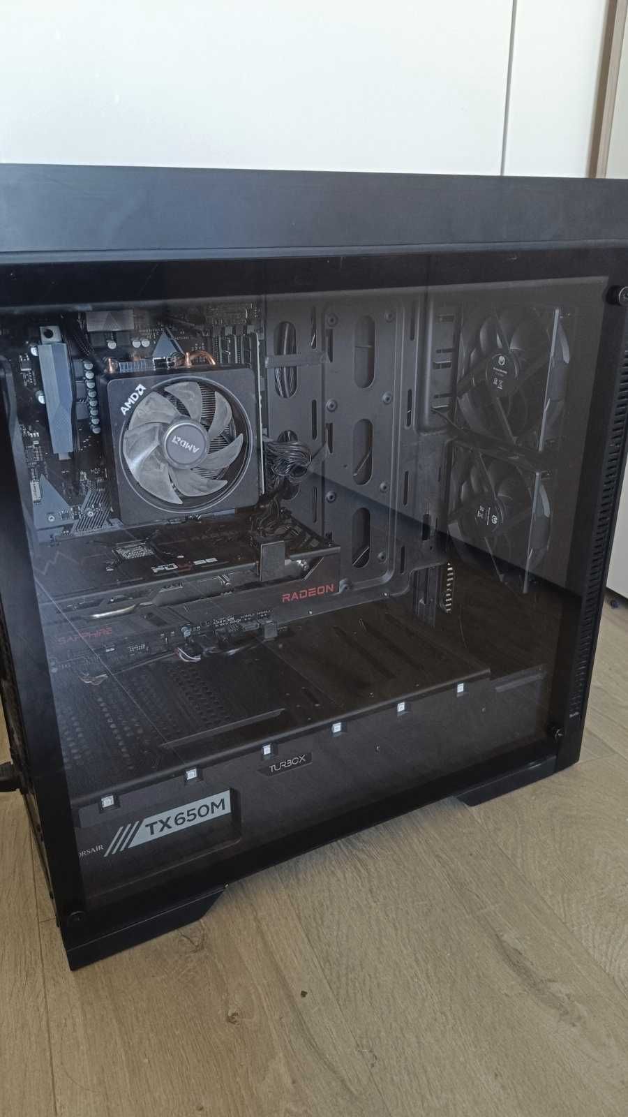 Геймърски компютър с Ryzen 5 5600 и RX 6600 XT