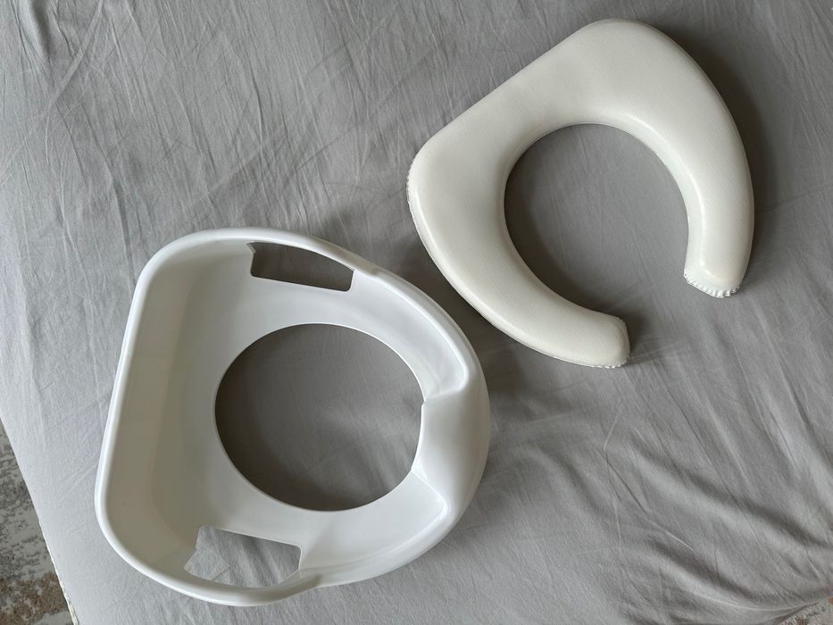 Продается детская насадка на унитаз