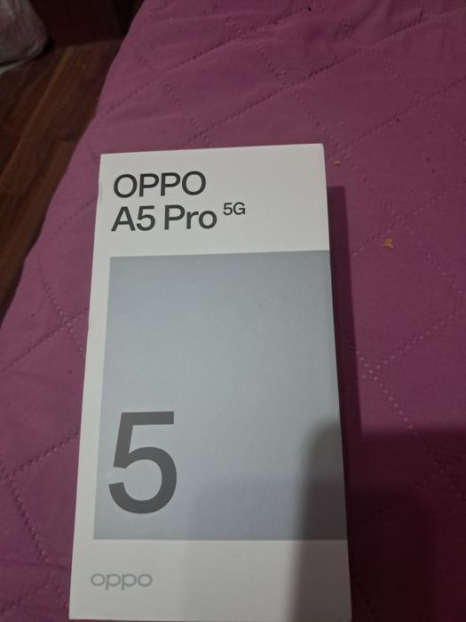 Vand sau schimb tel nou desfacut doar pentru poze