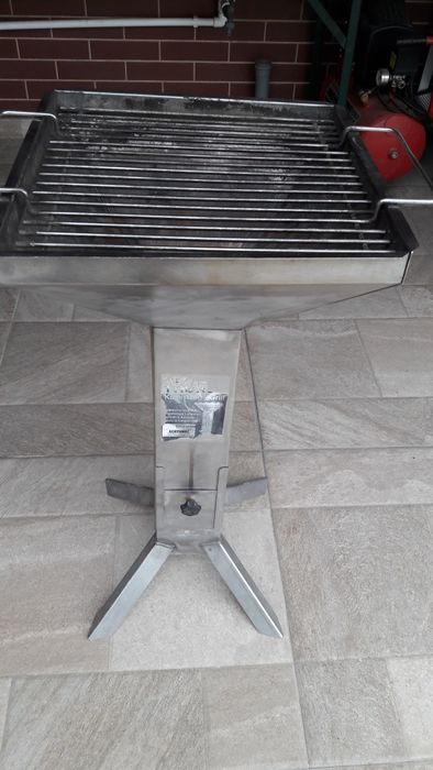 Vând Gril/Gretar INOX