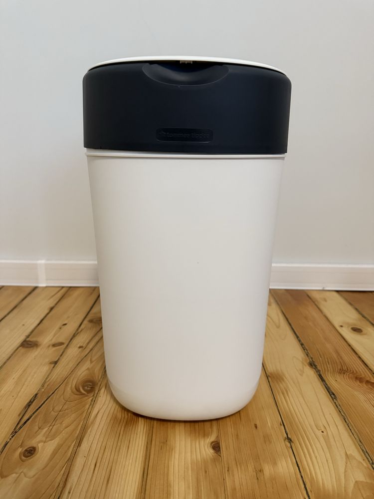 Кош за памперси Tommee Tippee Twist and Click
