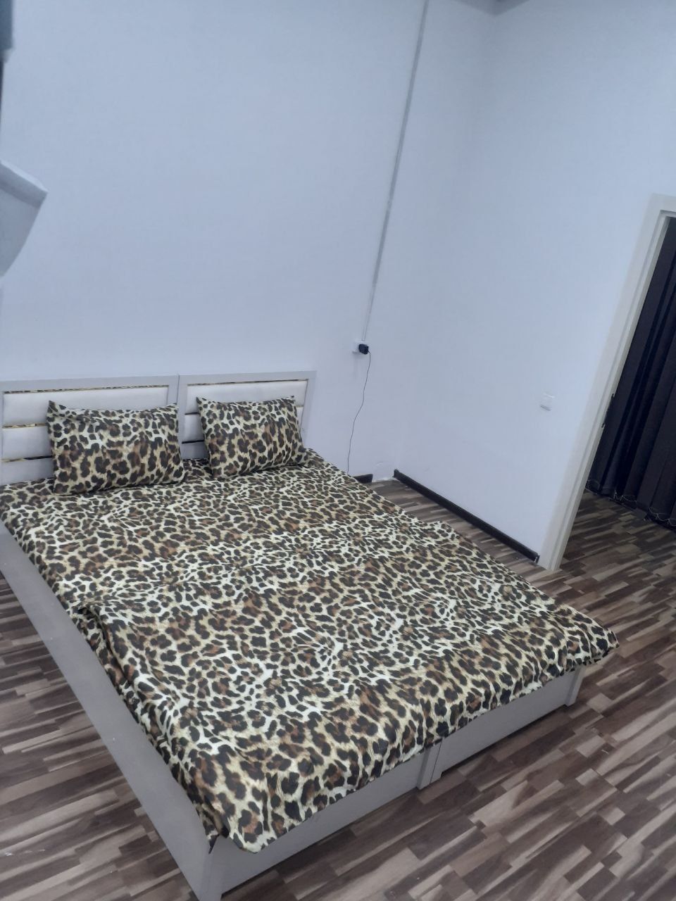 Mehmonxona Bez zaks 100% tinch