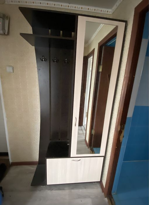 Продам шкаф для прихожей