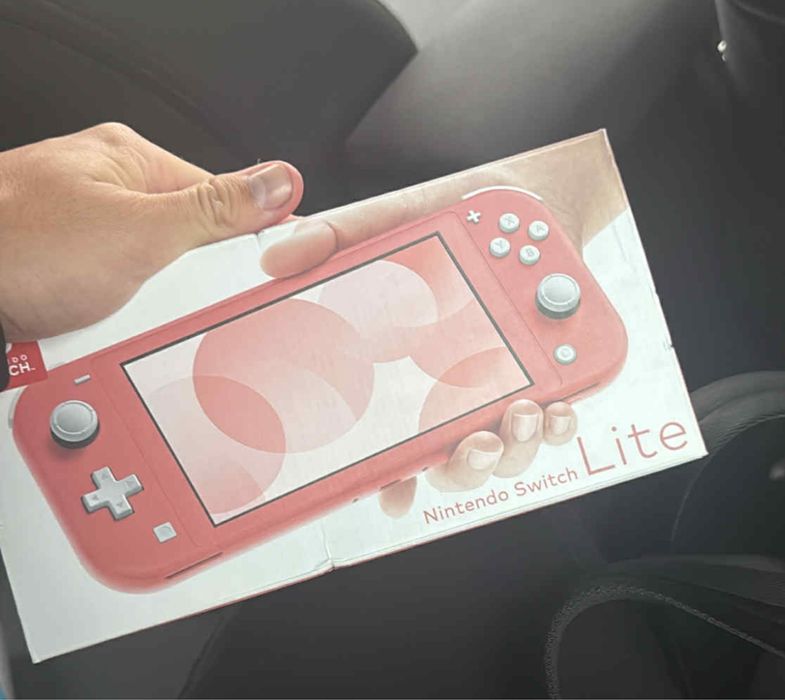 Consola NINTENDO SWITCH Lite Coral