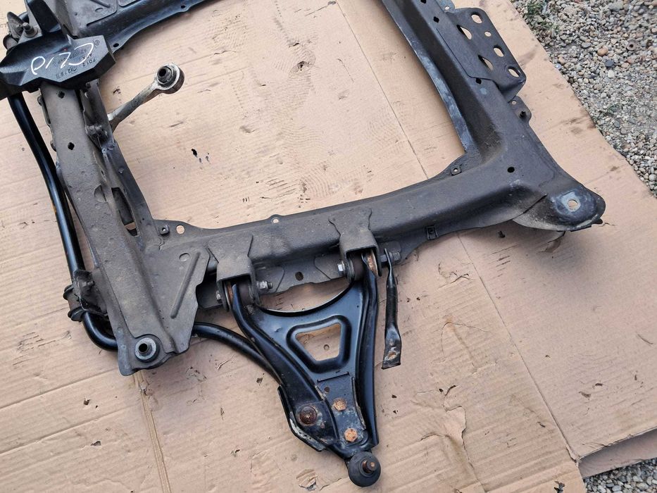 Renault Clio Symbol, Scenic 1, cadru motor cu bascule si bara stabiliz