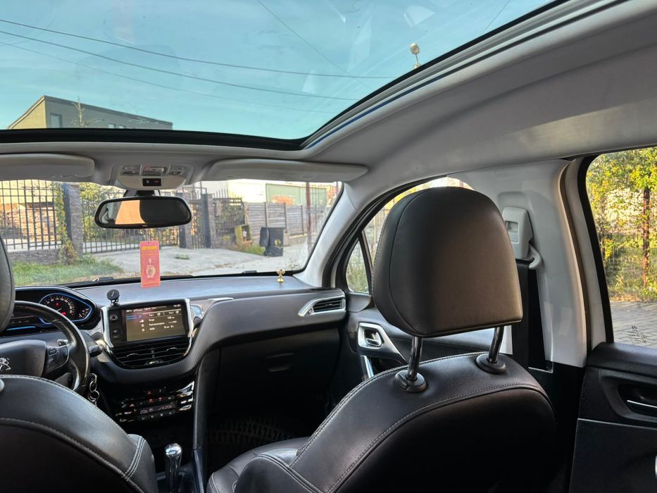 SE VINDE : Peugeot2008