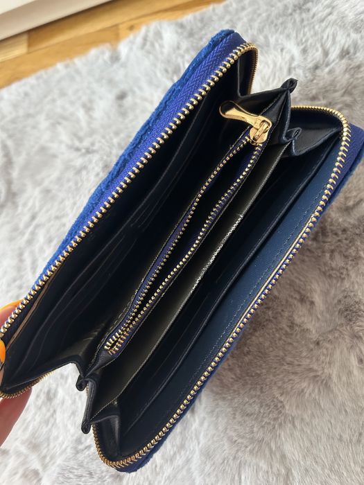 Портфейл син