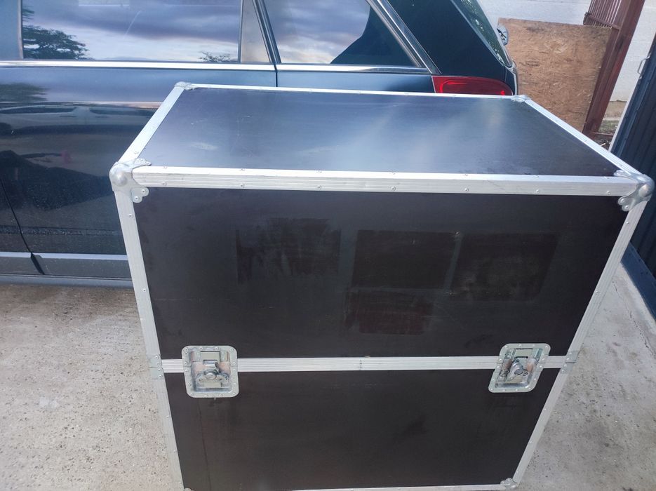 CASSE  ( cutie  ) transport instrumente boxe audio ,etc.