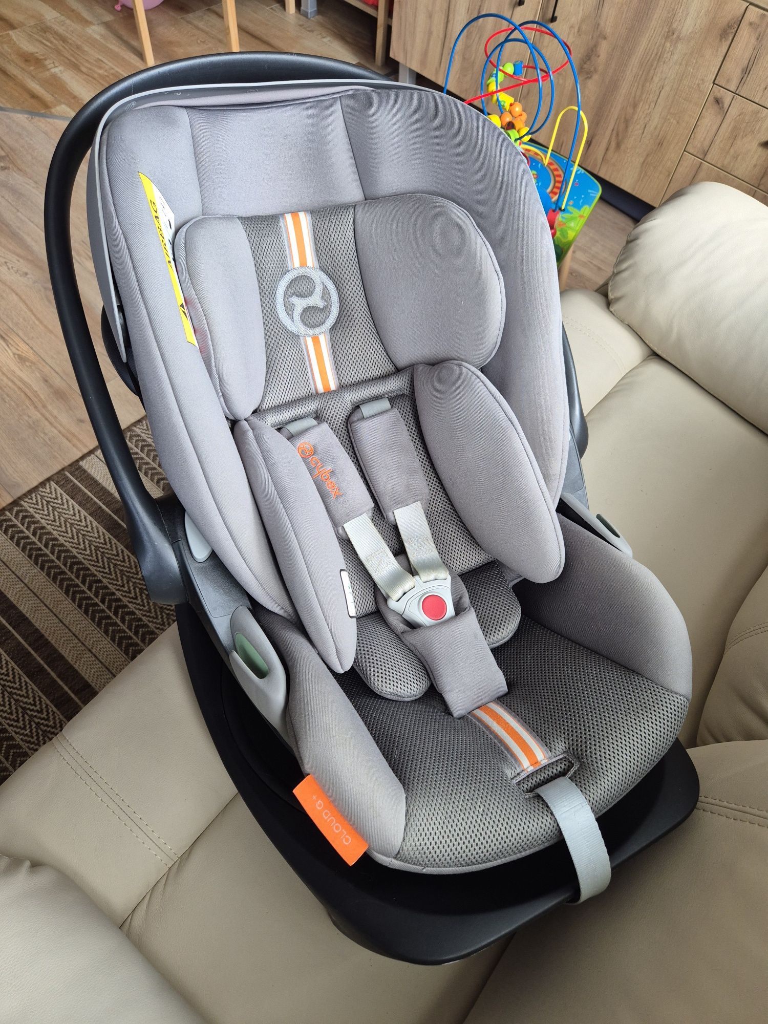 Столче за кола Cybex Cloud g i size + isofix база и адаптери