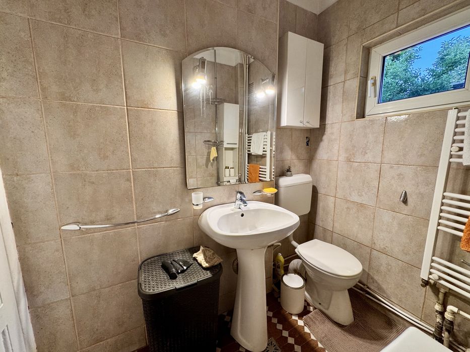 Casa Vatra Luminoasa | Garaj | Curte 100 mp