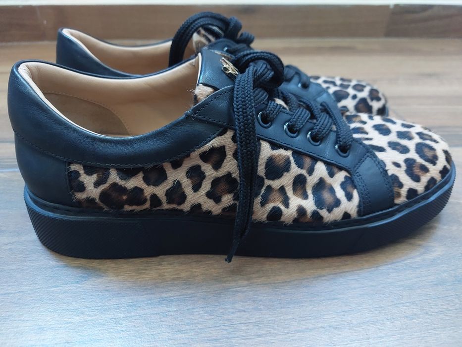 Обувки естествена кожа 39