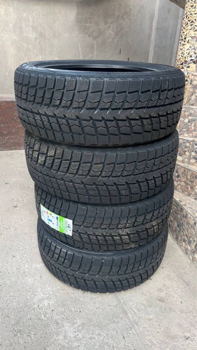 Leapmotor C16 265/45R21 зимние шины