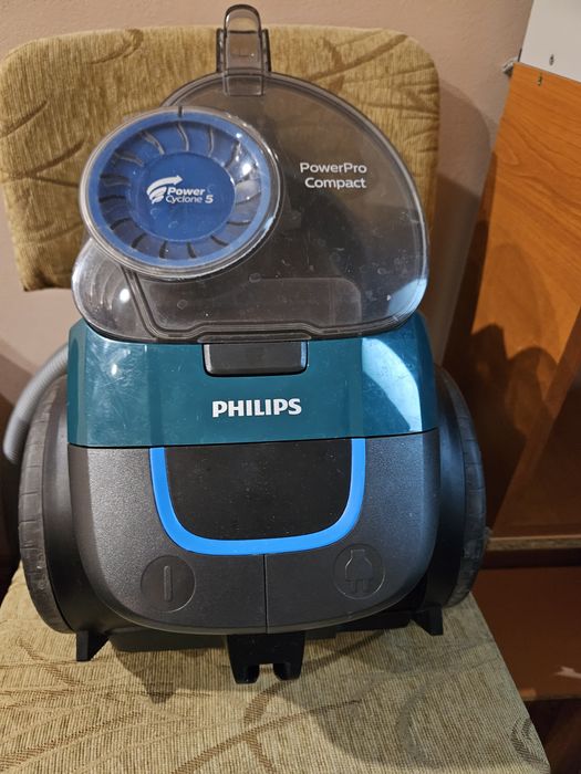Прахосмукачка Philips безфилтърна