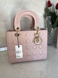 Lady Dior пудра среден размер