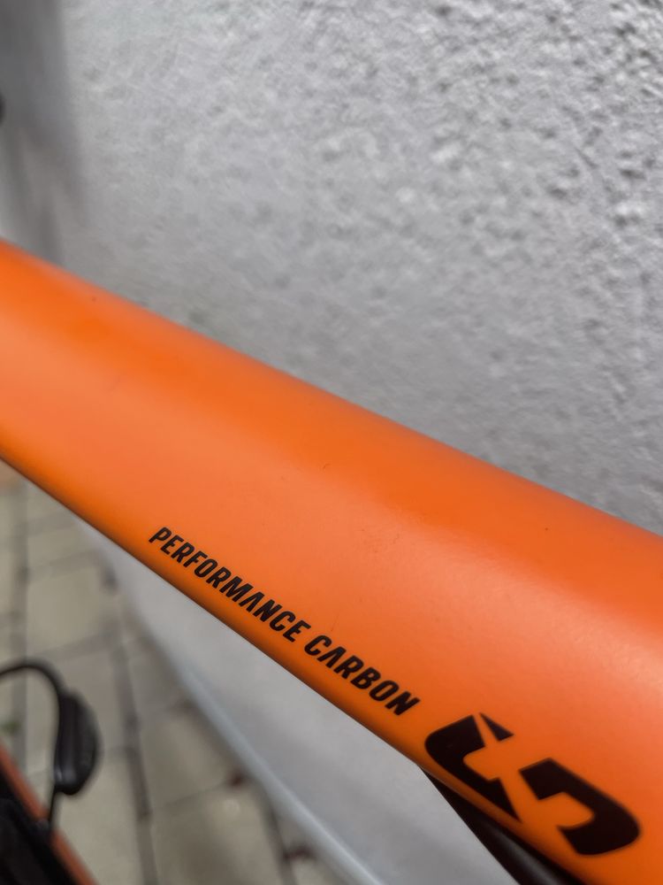 Cursiera full carbon KTM Revelator Road bike bucicleta