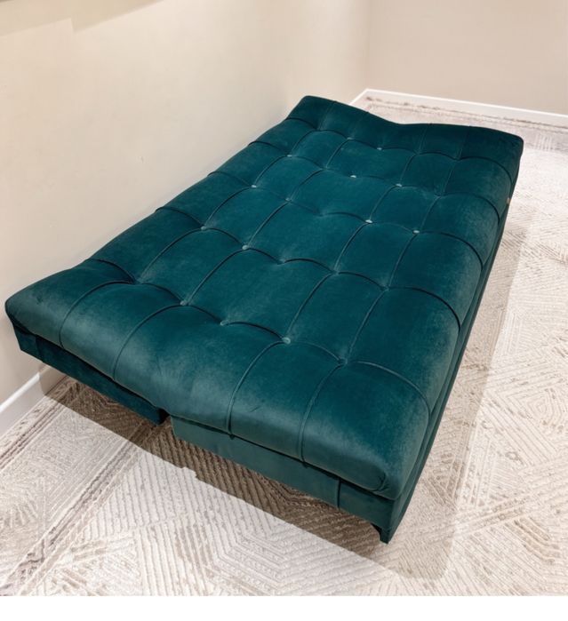 Продам диван в отличном состоянии