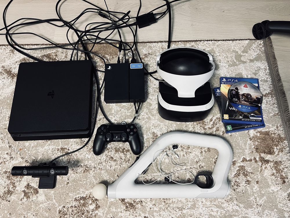 Игровая приставка Sony PS4 Slim + VR