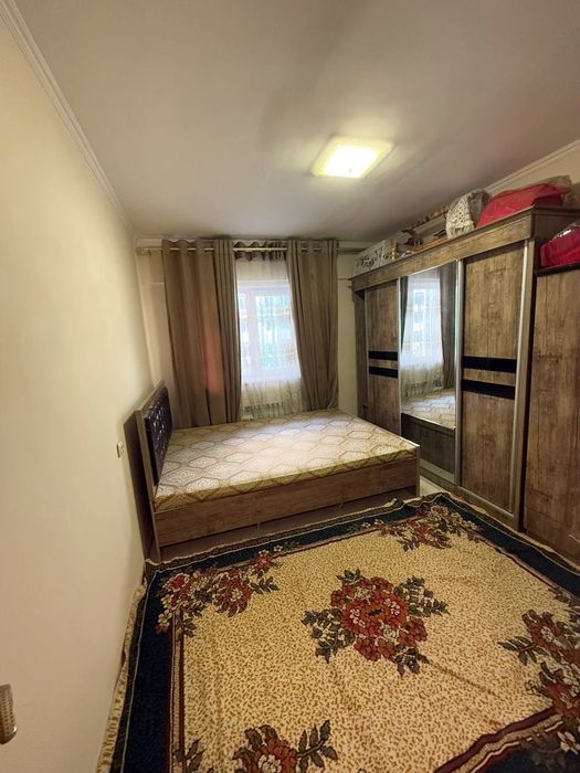 Toshkent shahri Yunusobod mikro rayon Agrar inha o'qishini oldida