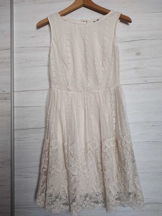 Vila, Neo Noir , misi London, Vero Moda