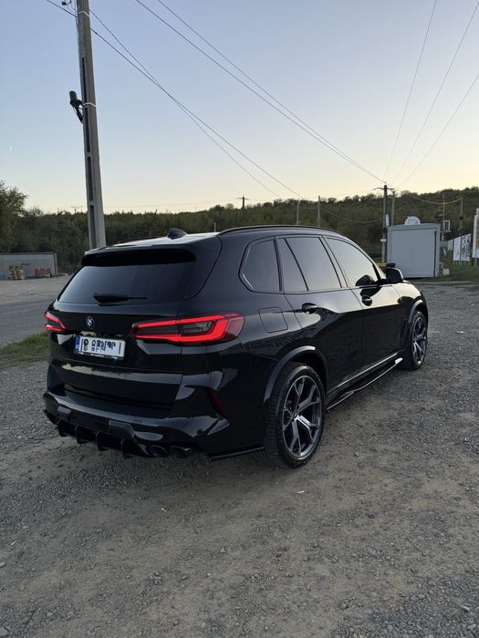 Vand BMW X5 (accept si unele variante)