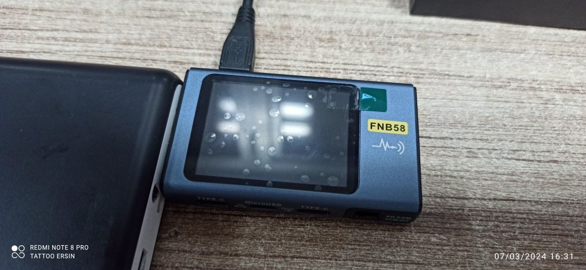 Finirsi FNB58 charger tester