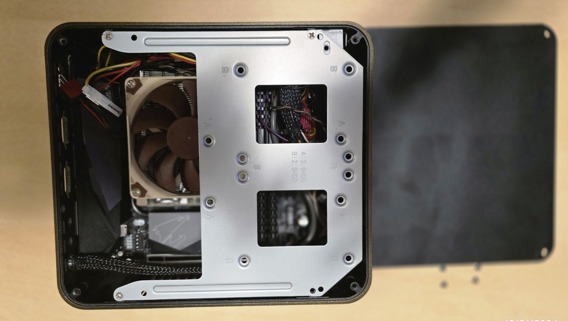 Mini PC мини компютър HTPC