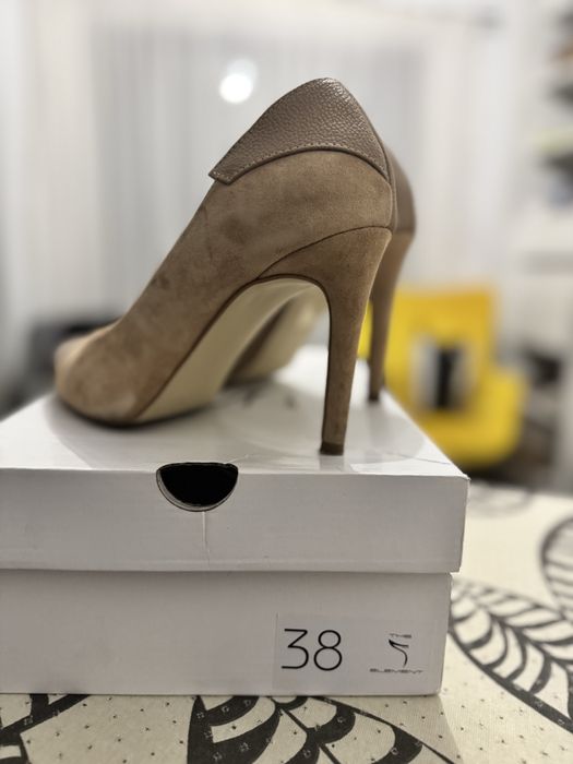 Pantofi stiletto The 5th element