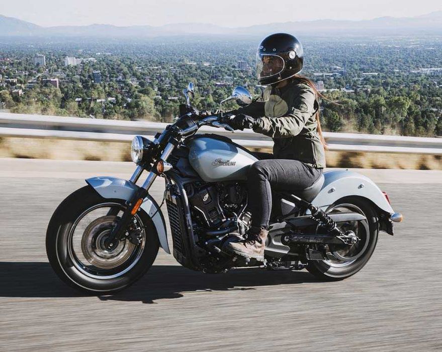 Indian Scout Sixty Classic nou-livrare prin EST BIKE Campina