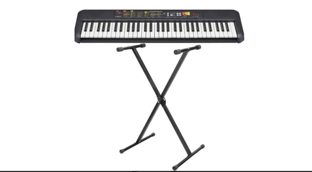 Vând pian electronic