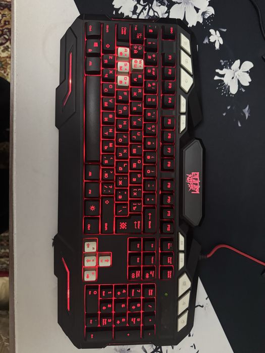 Продам клавиатуру defender