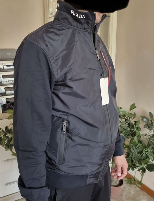 Спортивная куртка Prada