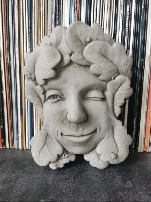 Антикварна фигура глава на фея елф подписана автентична масивна декор