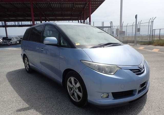 Toyota Estima гибрид AHR20W Эстима