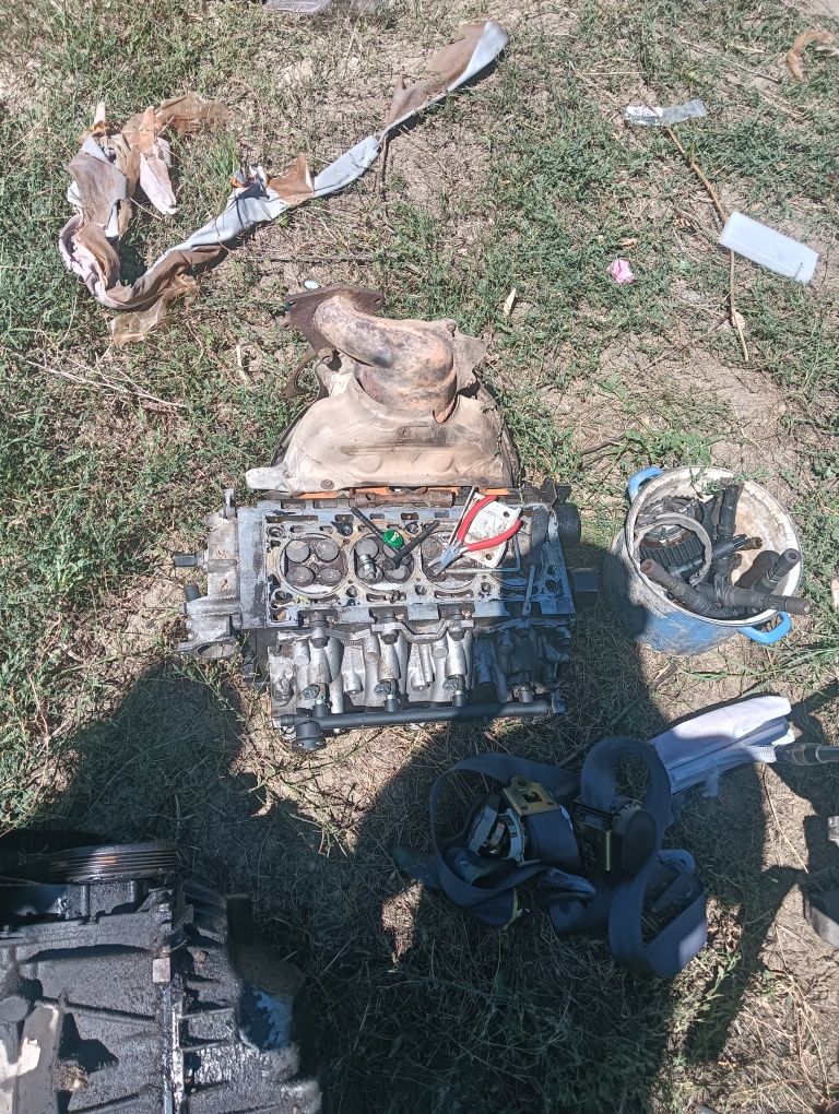 Vând dezmembrez Renault espas2 16valve motor 2.0 plus instalație gaz
