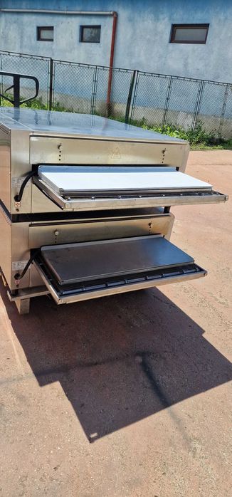 Cuptor profesional banda pizza/covrigi 380V SH 1.8mx85cm
