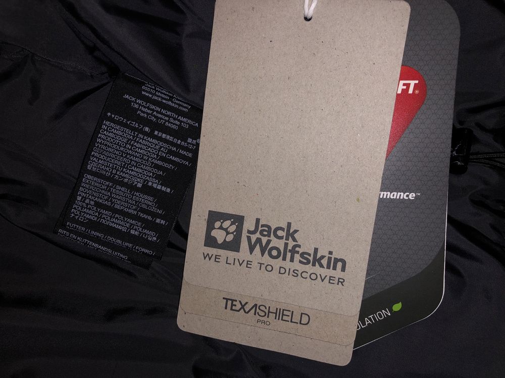 НОВО Jack Wolfskin Eisbach Jacket ОРИГИНАЛНО мъжкo зимно яке - L