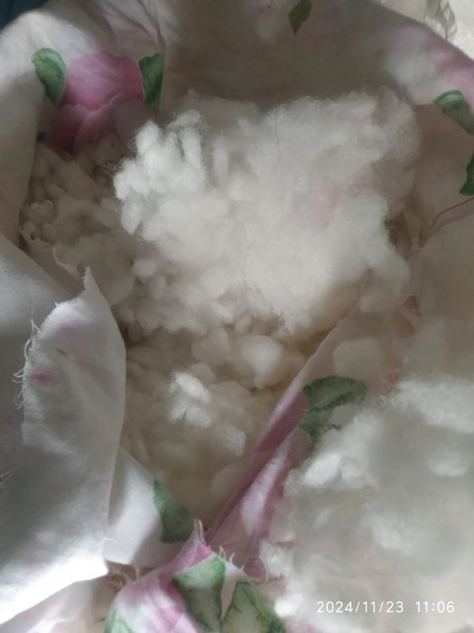 Холлофайбер. Б/у, подушки от дивана